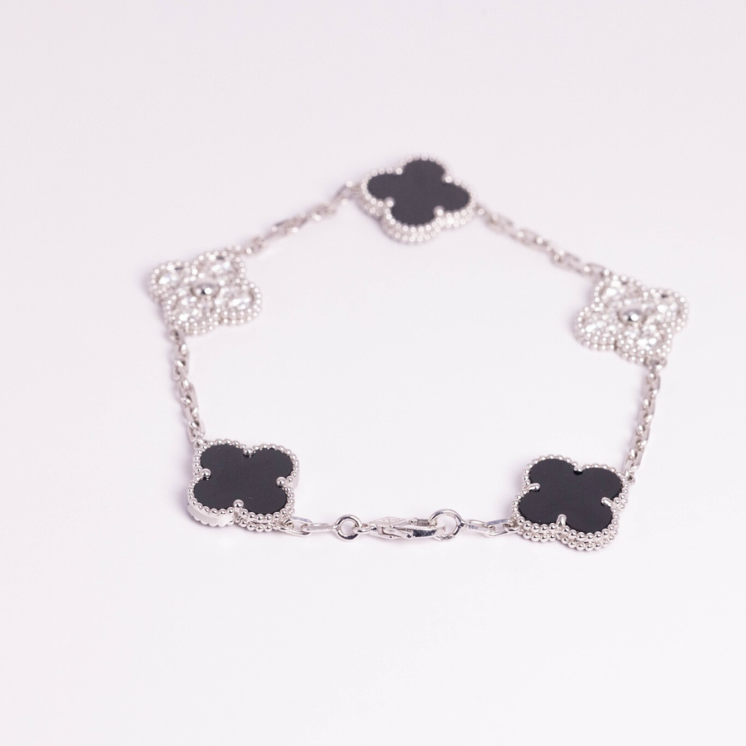 Van Cleef & Arpels Vintage Alhambra Bracelet 5 Motifs Diamonds Onyx 18K White Gold
