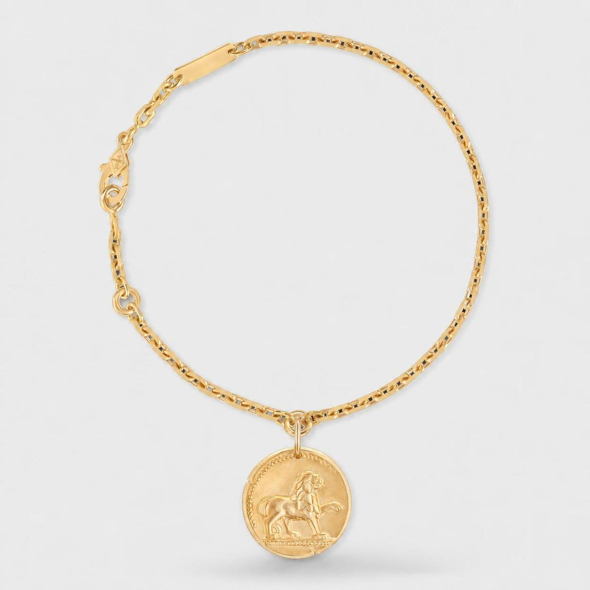 Van Cleef & Arpels Zodiaque Leonis (Leo) Bracelet 18K Yellow Gold